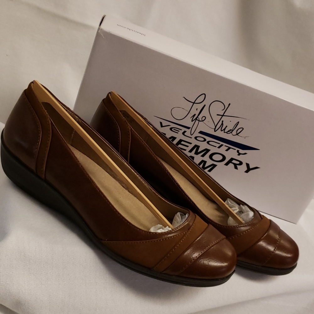Life Stride flats
